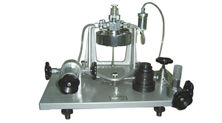 Dead Weight Tester